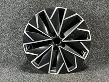 Load image into Gallery viewer, 1x Alufelge 18 Zoll 3V0601025 Skoda Superb Iii Rim Wheel FEL7707090695vh