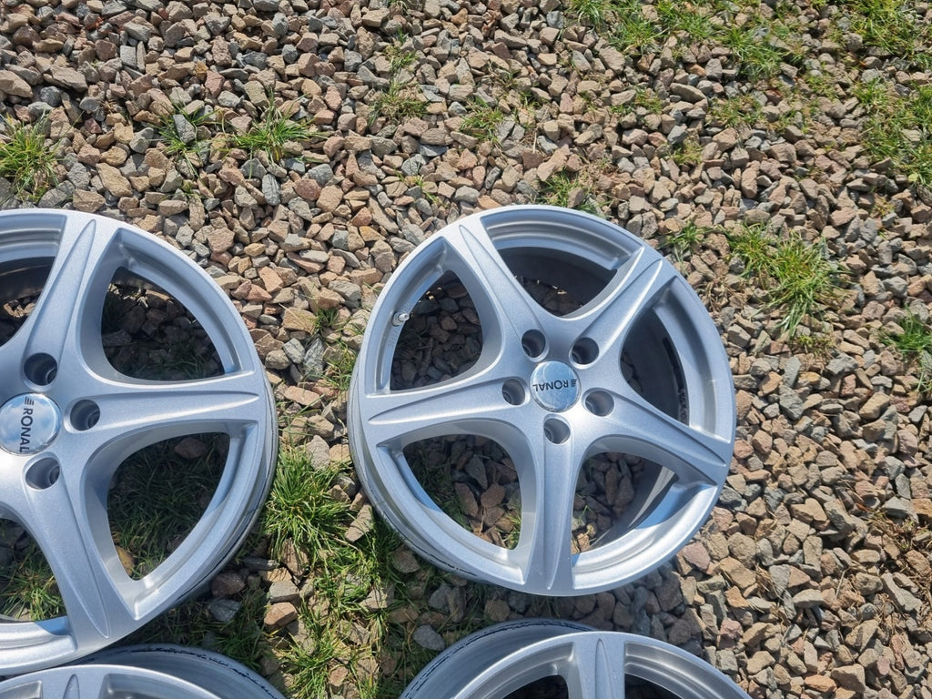 4x Alufelge 17 Zoll 7.0" 5x112 44ET Glanz Silber 56R7805 Mercedes-Benz W206 FEL2657050162wl