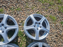 Laden Sie das Bild in den Galerie-Viewer, 4x Alufelge 17 Zoll 7.0" 5x112 44ET Glanz Silber 56R7805 Mercedes-Benz W206 FEL2657050162wl