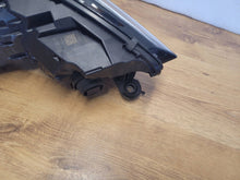 Laden Sie das Bild in den Galerie-Viewer, Frontscheinwerfer Audi A4 B8 8W0941033D LED Ein Stück (Rechts oder Links)