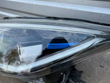 Load image into Gallery viewer, Frontscheinwerfer Renault Zoe 100-6E003 260609388R LED Links Headlight