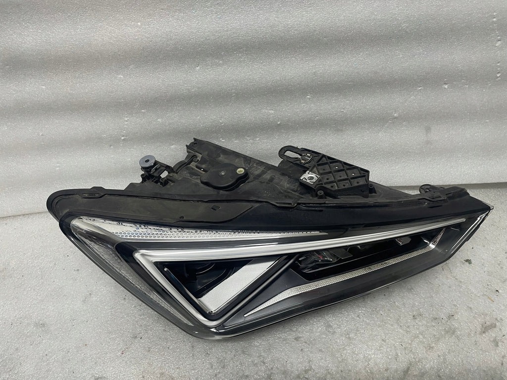 Frontscheinwerfer Seat Leon 5FB941008F LED Rechts Scheinwerfer Headlight