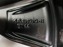 Load image into Gallery viewer, 1x Alufelge 17 Zoll 6.5&quot; 5x112 44ET A1774010200 Mercedes-Benz Rim Wheel