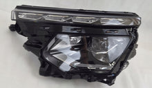Laden Sie das Bild in den Galerie-Viewer, Frontscheinwerfer Skoda Kamiq 655941015C Links Scheinwerfer Headlight SCH5020210759rh