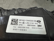 Laden Sie das Bild in den Galerie-Viewer, Frontscheinwerfer Land Rover I Discovery V MY4213W029EB Rechts Headlight SCH2051410238zi