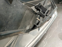 Laden Sie das Bild in den Galerie-Viewer, Frontscheinwerfer Ford Mondeo Rechts Scheinwerfer Headlight SCH3979980289hb