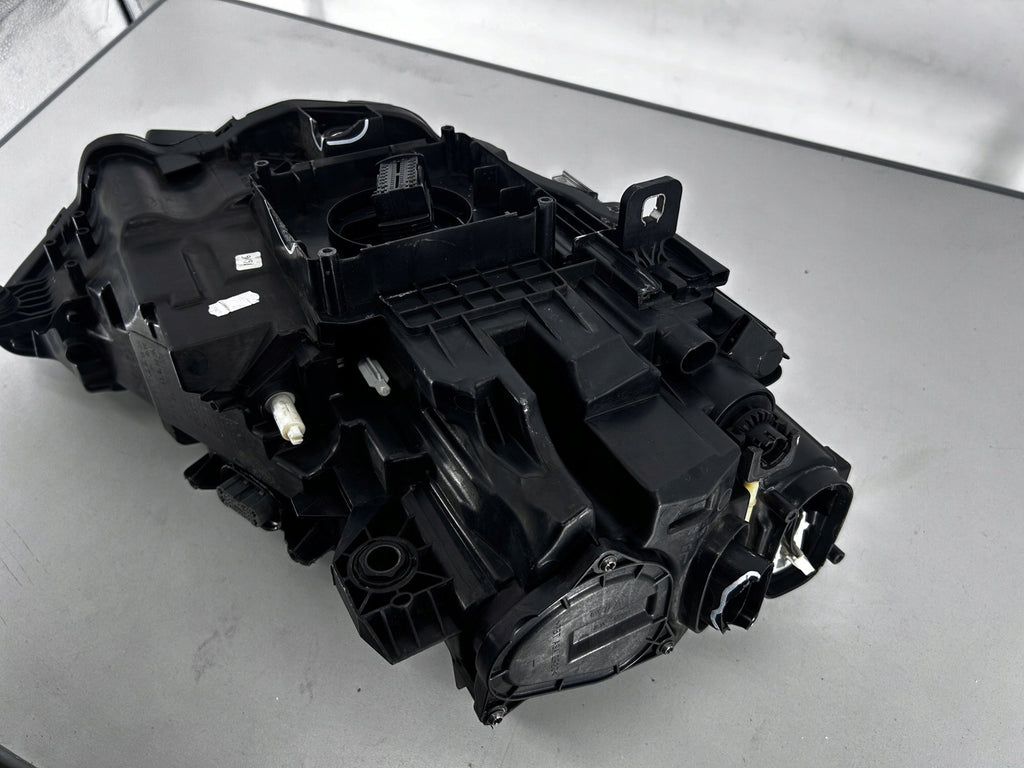 Frontscheinwerfer Audi A3 8V0941033C Ein Stück (Rechts oder Links) Headlight