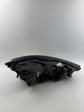 Laden Sie das Bild in den Galerie-Viewer, Frontscheinwerfer Audi A6 C7 4G0941043 Xenon Ein Stück (Rechts oder Links) SCH7301040406xm