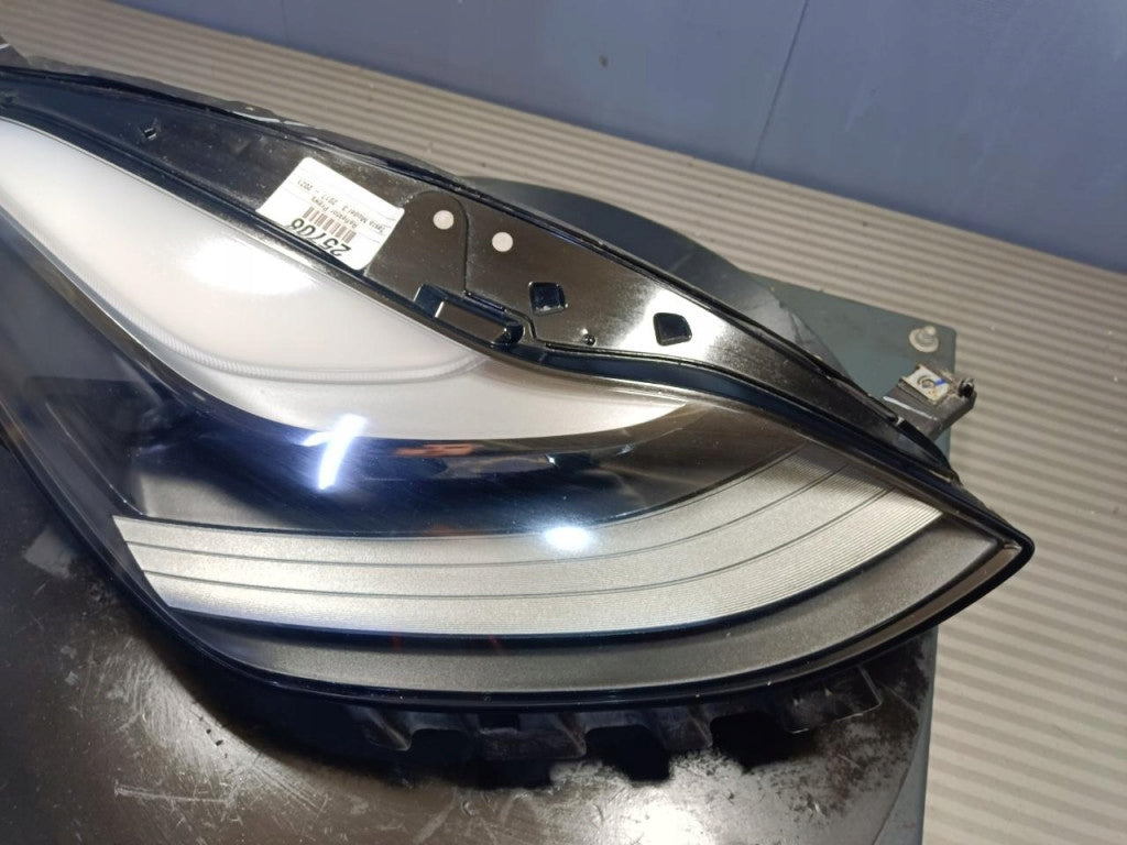 Frontscheinwerfer Tesla Model 3 1514953-00 Rechts Scheinwerfer Headlight SCH2858166010zx