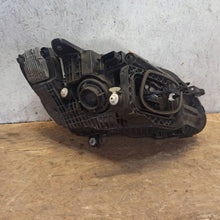 Laden Sie das Bild in den Galerie-Viewer, Frontscheinwerfer Mercedes-Benz W205 A205 A2059062106 Links Headlight SCH1166215138vb