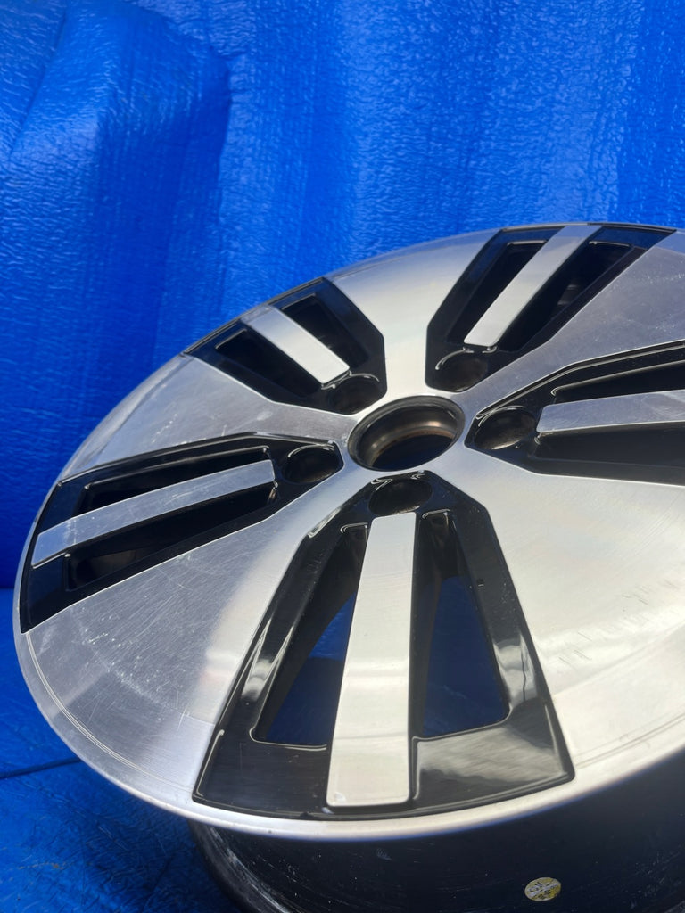 1x Alufelge 16 Zoll 6.5" 5x112 46ET Silber 5GE601025 VW Golf VII I Rim Wheel FEL1582747672af