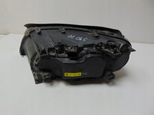 Laden Sie das Bild in den Galerie-Viewer, Frontscheinwerfer Volvo S80 6948180 Xenon Rechts Scheinwerfer Headlight SCH9069727818pc