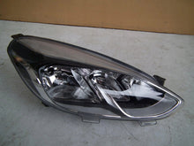 Laden Sie das Bild in den Galerie-Viewer, Frontscheinwerfer Ford Fiesta I VI H1BB13W029AE Rechts Scheinwerfer Headlight SCH6574062674lv