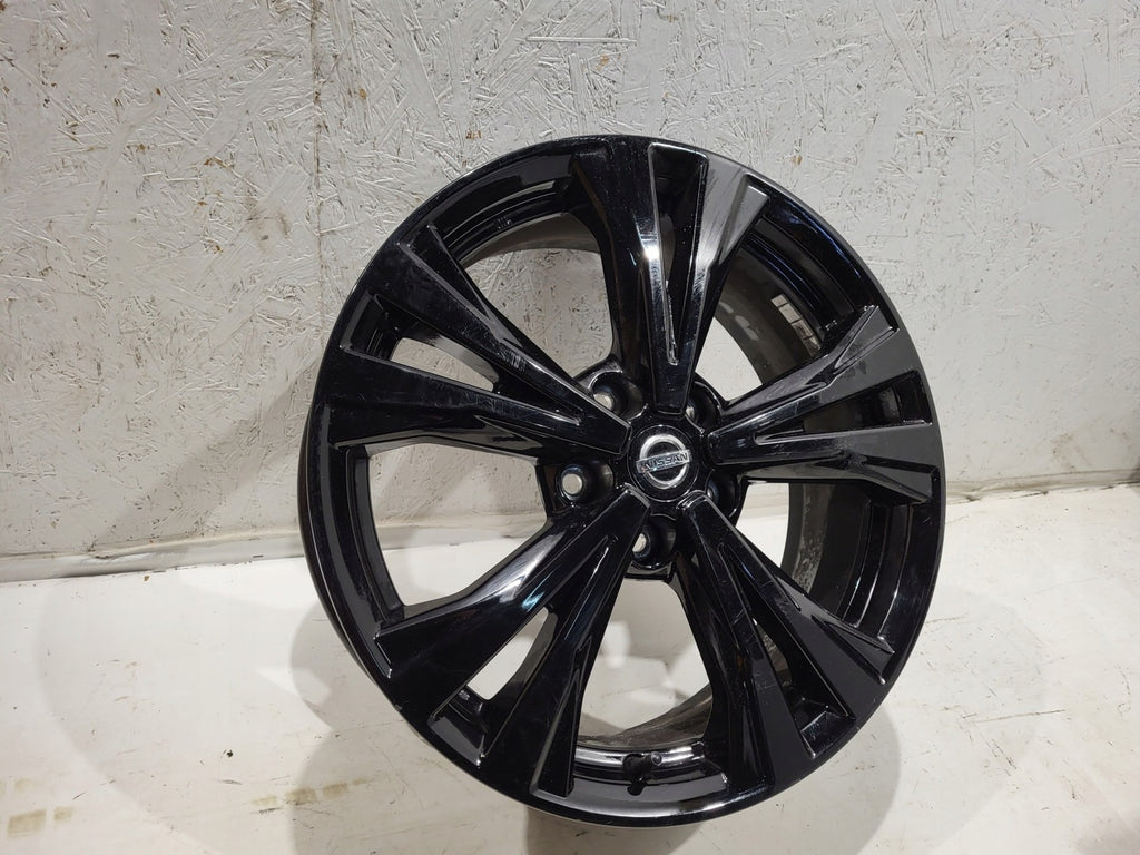 1x Alufelge 18 Zoll 7.0" 5x114.3 45ET 6FR3A Nissan X-Trail I Xtrail Rim Wheel FEL2055024619su
