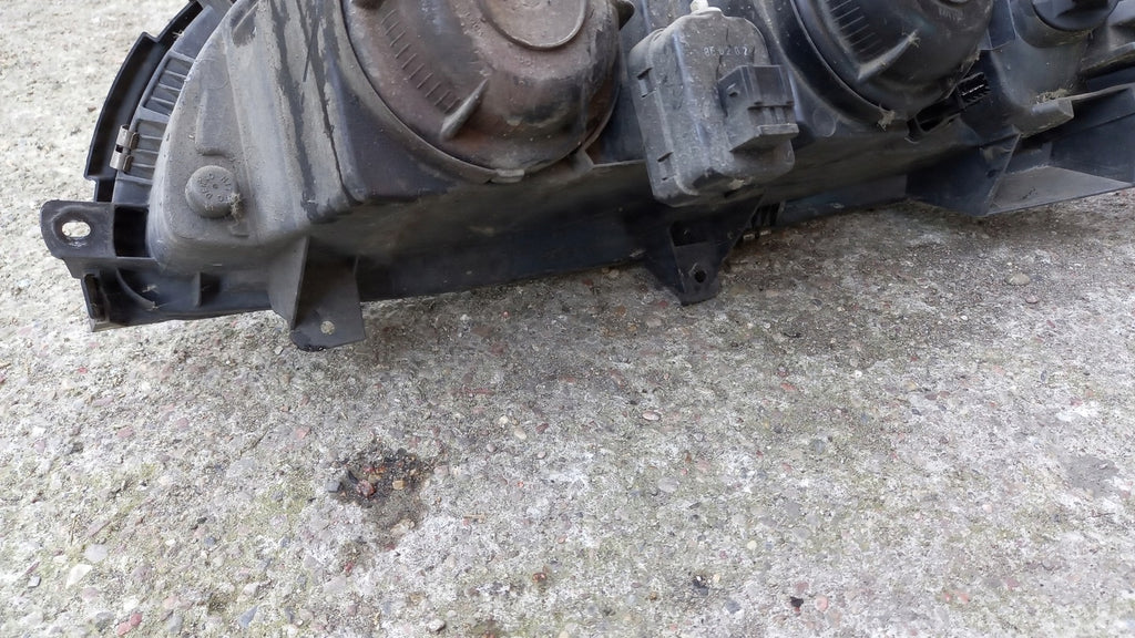 Frontscheinwerfer Volvo V70 II 89004806 Rechts Scheinwerfer Headlight