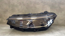 Load image into Gallery viewer, Frontscheinwerfer VW Passat 3J1941035 Links Scheinwerfer Headlight SCH4849821908vt