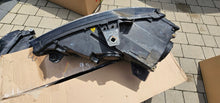 Laden Sie das Bild in den Galerie-Viewer, Frontscheinwerfer Audi A3 8V0941006C 8V0941044C 85122000 Xenon Rechts Headlight SCH5363881727ud