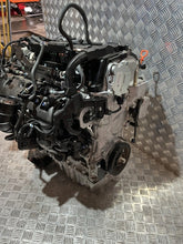 Laden Sie das Bild in den Galerie-Viewer, Motor Honda Logo LFB17 2.0 VTEC 184PS 4TKm 2023 Benzin Engine Komplett MOT9479611519xg