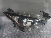 Laden Sie das Bild in den Galerie-Viewer, Frontscheinwerfer Mazda III BHN151030 Rechts Scheinwerfer Headlight