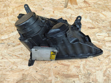 Load image into Gallery viewer, Frontscheinwerfer Opel Vectra C 155888-00 Xenon Ein Satz Scheinwerfer Headlight SCH7000020356fs