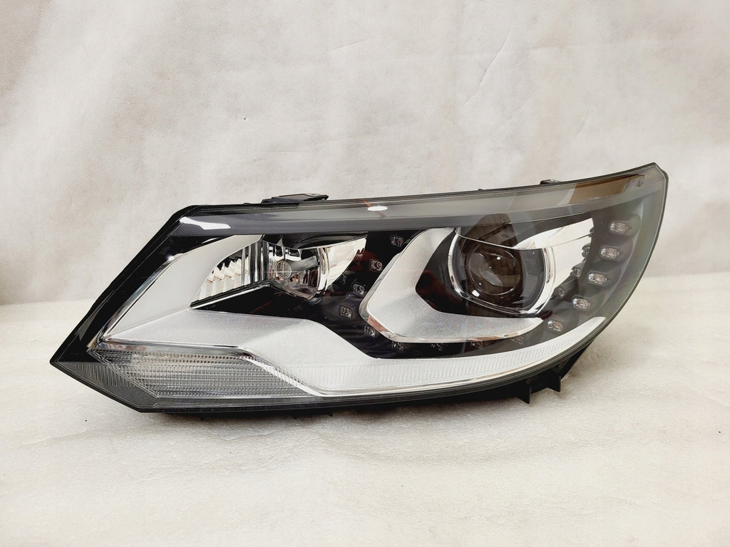 Frontscheinwerfer VW Tiguan 5N1941752B 1ZS010748-12 LED Ein Satz Headlight