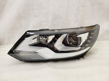 Laden Sie das Bild in den Galerie-Viewer, Frontscheinwerfer VW Tiguan 5N1941752B 1ZS010748-12 LED Ein Satz Headlight