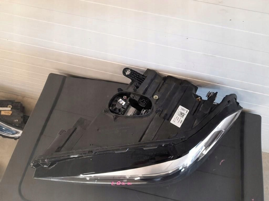 Frontscheinwerfer BMW X1 F48 9477825-05 Vorderseite Scheinwerfer Headlight SCH4480834807zn