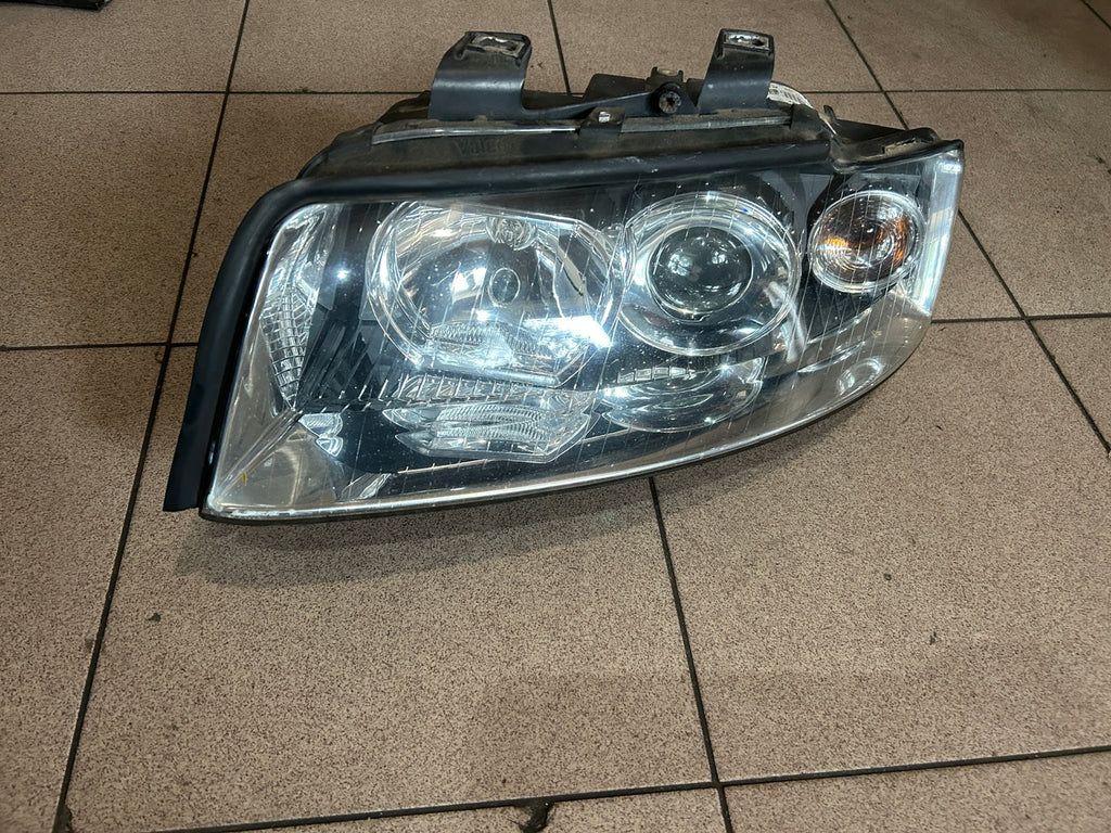 Frontscheinwerfer Audi A4 B6 8E0941029Q Xenon Links Scheinwerfer Headlight