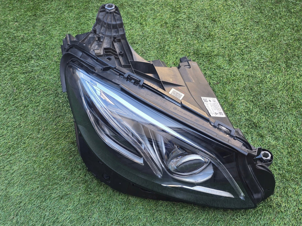 Frontscheinwerfer Mercedes-Benz W213 A2139067606KZ LED Rechts Headlight SCH6276674275pj