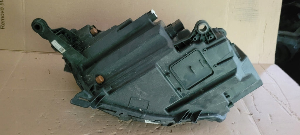 Frontscheinwerfer Skoda Kamiq 658941016 Rechts Scheinwerfer Headlight SCH5756050489yc