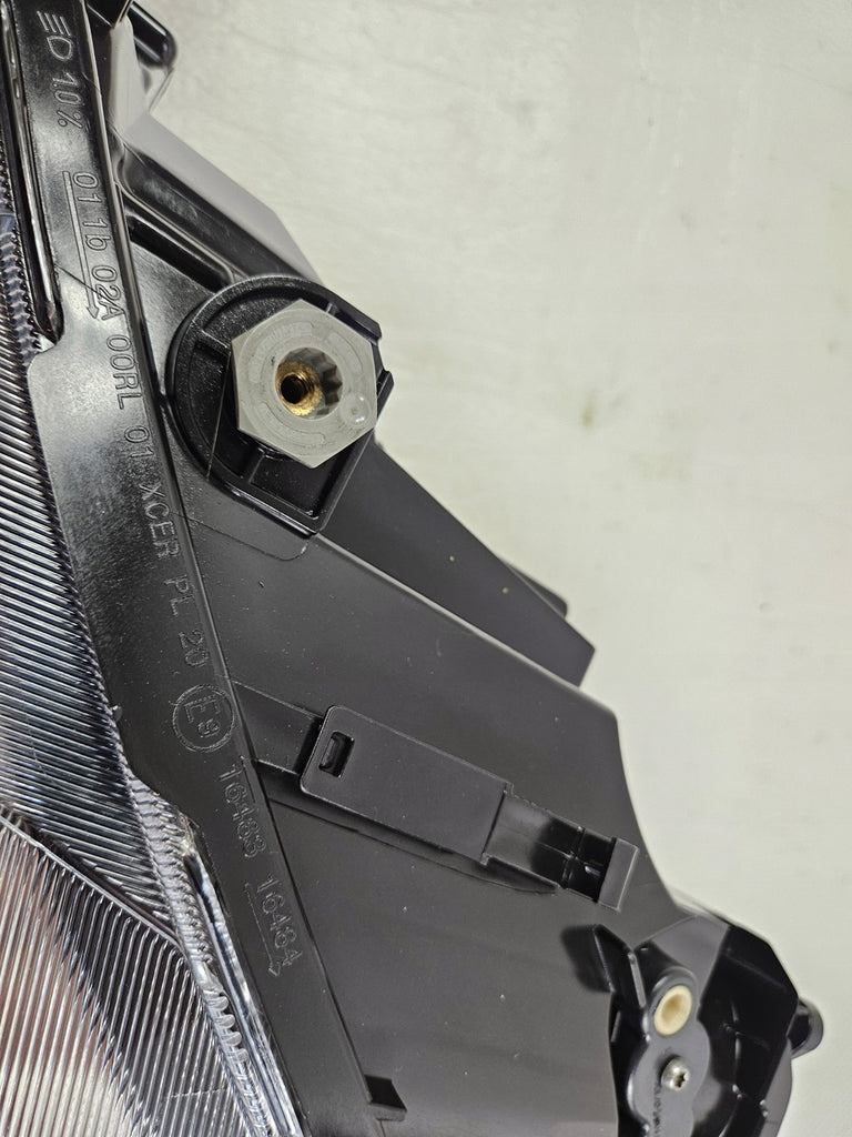 Frontscheinwerfer Seat Ibiza I 6F1941007B LED Ein Stück (Rechts oder Links) SCH5354605426al