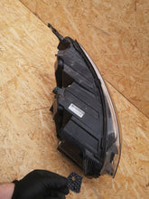 Load image into Gallery viewer, Frontscheinwerfer Opel Zafira 9808567780 LED Links Scheinwerfer Headlight