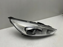 Load image into Gallery viewer, Frontscheinwerfer Ford Focus F1EB-13D154-AE Rechts Scheinwerfer Headlight SCH9952293762vw