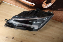 Laden Sie das Bild in den Galerie-Viewer, Frontscheinwerfer Seat Leon 5F1941007D LED Links Scheinwerfer Headlight