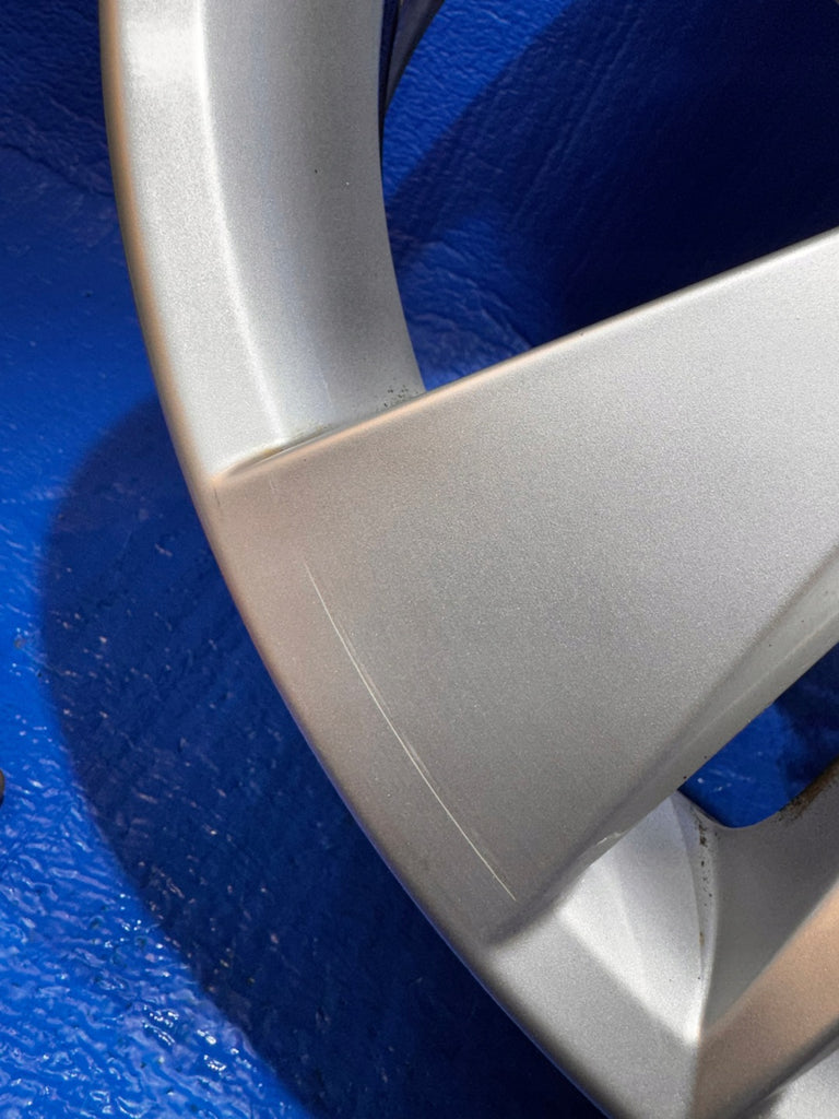 1x Alufelge 17 Zoll 6.5" 5x112 3V0601025BH 3V0601025BG Skoda Superb Iii