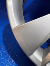 Laden Sie das Bild in den Galerie-Viewer, 1x Alufelge 17 Zoll 6.5&quot; 5x112 3V0601025BH 3V0601025BG Skoda Superb Iii