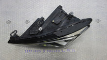 Laden Sie das Bild in den Galerie-Viewer, Frontscheinwerfer Seat Leon 5FB941007F LED Links Scheinwerfer Headlight
