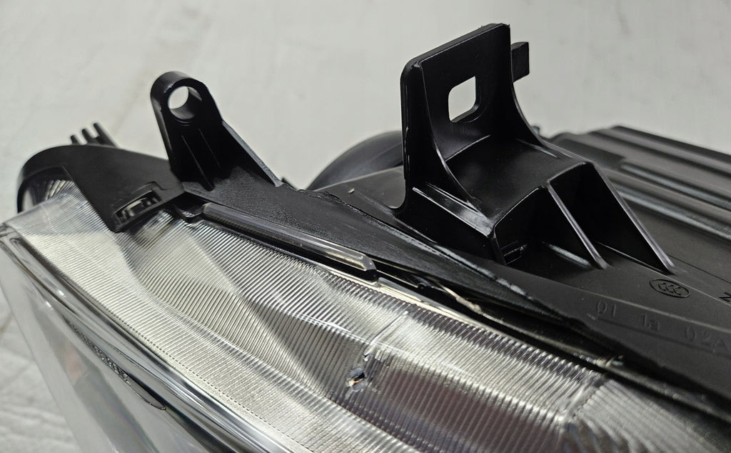 Frontscheinwerfer Mercedes-Benz Sprinter A9109060100 90139095AF Rechts Headlight SCH6875687286or
