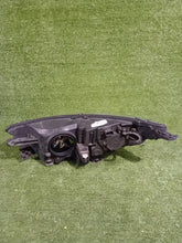 Load image into Gallery viewer, Frontscheinwerfer Citroën C4 II Rechts Scheinwerfer Headlight SCH5972102204uw