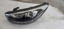 Laden Sie das Bild in den Galerie-Viewer, Frontscheinwerfer Hyundai Ix35 92101-2YXXX 92101-2SXXX LED Links Headlight