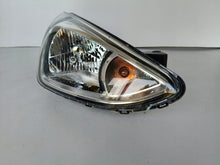 Laden Sie das Bild in den Galerie-Viewer, Frontscheinwerfer Hyundai I10 92102-B9000 Rechts Scheinwerfer Headlight
