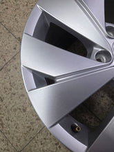 Load image into Gallery viewer, 1x Alufelge 17 Zoll 7.5" 5x112 51ET 5H0601025C VW Golf VIII I Rim Wheel FEL6789785951tt