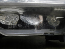Laden Sie das Bild in den Galerie-Viewer, Frontscheinwerfer Mazda 5 Ein Satz Scheinwerfer Headlight SCH6795869178ag