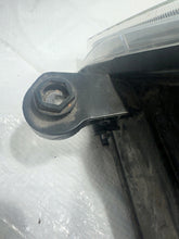 Laden Sie das Bild in den Galerie-Viewer, Frontscheinwerfer Skoda Superb III 3V1941016B Xenon Rechts Headlight