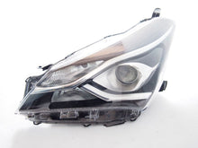Laden Sie das Bild in den Galerie-Viewer, Frontscheinwerfer Toyota Yaris Links Scheinwerfer Headlight SCH2544015893hs