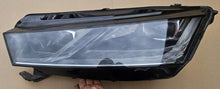 Laden Sie das Bild in den Galerie-Viewer, Frontscheinwerfer Skoda Octavia I 5E4941015B LED Links Scheinwerfer Headlight SCH3831517240na
