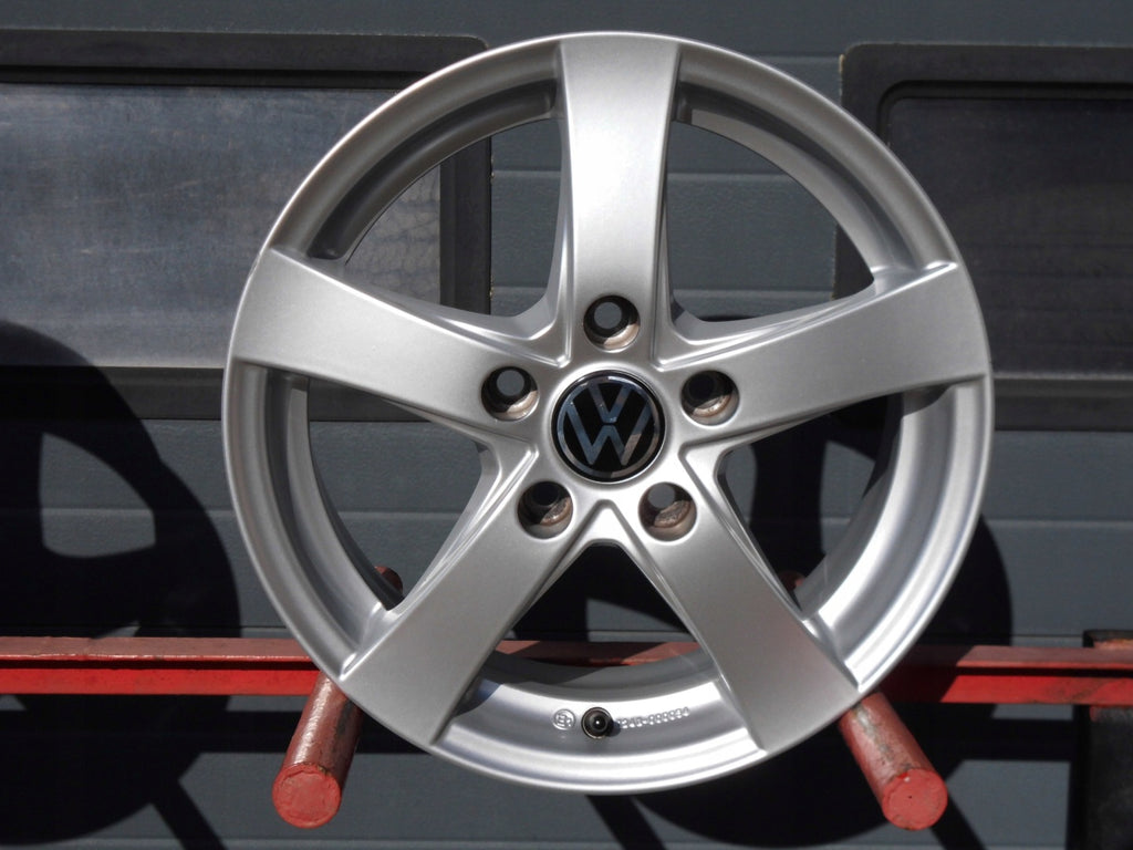 4x Alufelge 15 Zoll 6.0" 5x112 43ET Glanz Silber Seat Leon Octavia III Golf Viii FEL1667635927xs