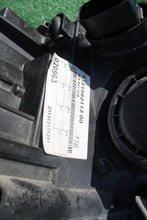 Load image into Gallery viewer, Frontscheinwerfer VW T5 7E5941015 Links Scheinwerfer Headlight SCH2050097409oe