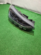 Load image into Gallery viewer, Frontscheinwerfer Ford Focus NX7B-13E014-CD Rechts Scheinwerfer Headlight SCH6547493193jp
