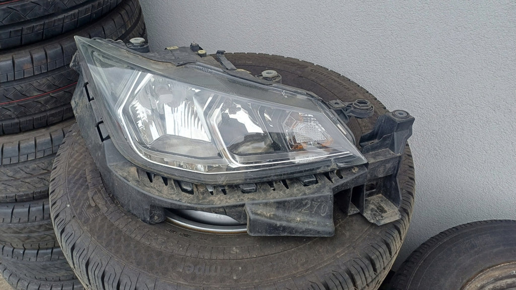 Frontscheinwerfer Seat Ibiza I V Rechts Scheinwerfer Headlight SCH7862796917nc